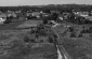 Foto de un camino de tierra que conduce a Jozefow. Tomada de Holocaustresearchproject.org